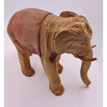 Elefant aus Holz mit roter...