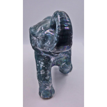 Elefant aus Keramik grün...