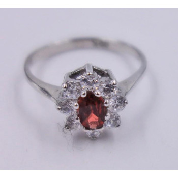 Ring mit Rubin und...