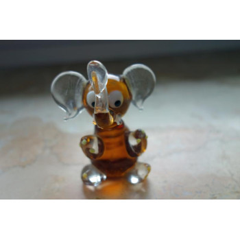 Elefant aus Glas braun...